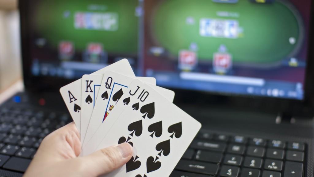 Оборот итальянского рынка онлайн-покера снизился на 2,9%