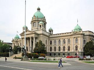 Налог на онлайн-гемблинг планируют повысить в Сербии