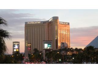 59 человек убиты и 527 пострадали при стрельбе из отеля-казино в Лас-Вегасе