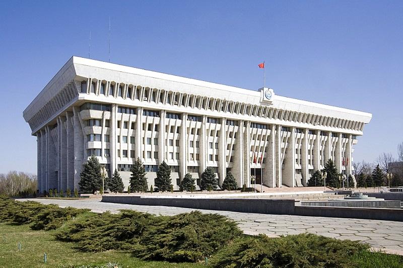 Закон о легализации казино для иностранцев подписан в Киргизии