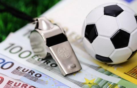 Украинский футбольный клуб лишен профессионального статуса за договорные матчи