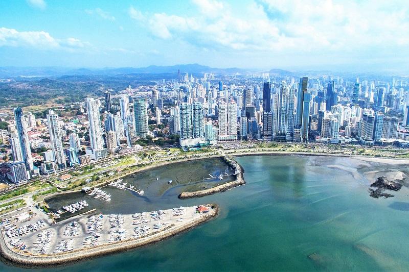 Более 2,5 млрд долларов потратили жители Панамы на азартные игры за 10 месяцев 2023 года