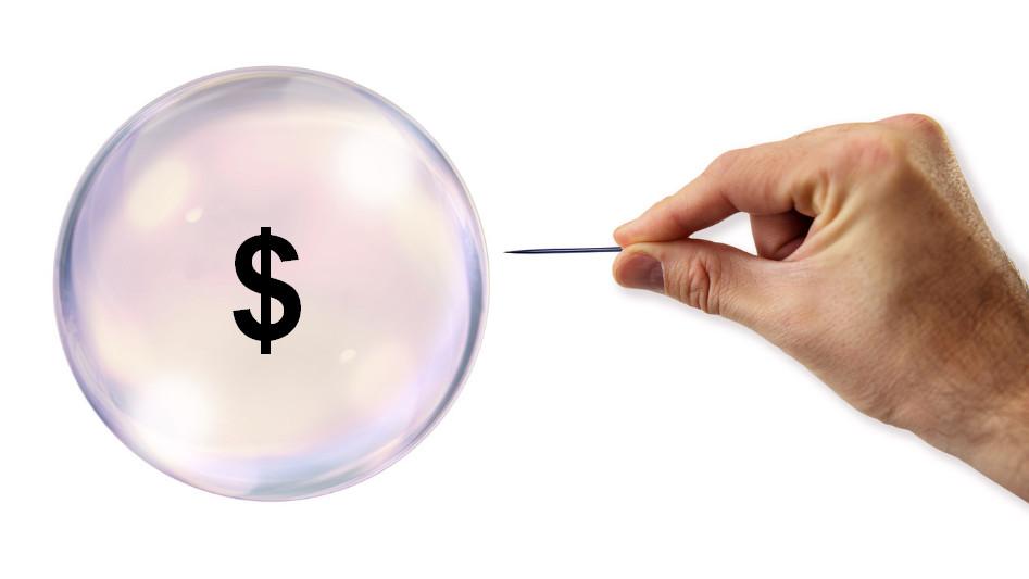 Не проткнёт ли Биткоин мыльный пузырь обычных денег?