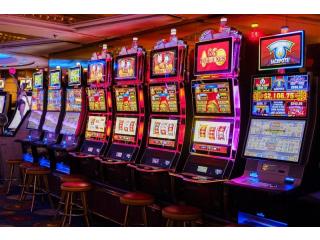 Жители Австралии занимают первое место в мире по затратам на азартные игры