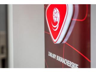 Букмекер Superbet перенес начало приема онлайн-ставок в Польше
