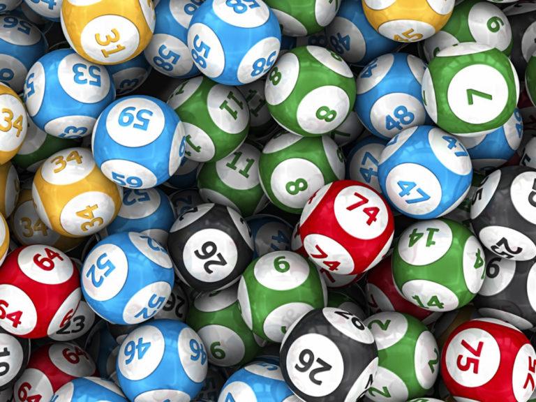 В Литве предлагают запретить покупку лотерейных билетов лицам моложе 16 лет