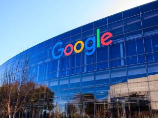 Google разрешает рекламу казино в России