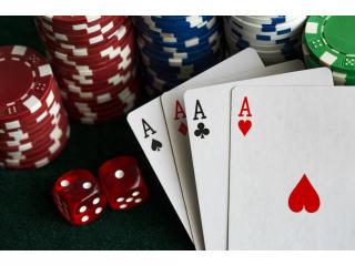 В Воронеже задержали организатора подпольного казино во время турнира по покеру